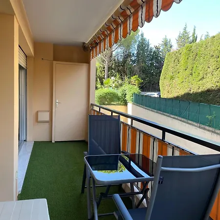 Guestroom - D'hote Homestay Le Cannet