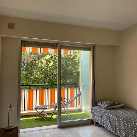 Guestroom - D'hote Homestay *